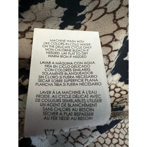 Cabi Serpentine Snakeskin Blouse Sz S Ruffle Collar‎ Balloon Sleeve Split Neck - Picture 5 of 9